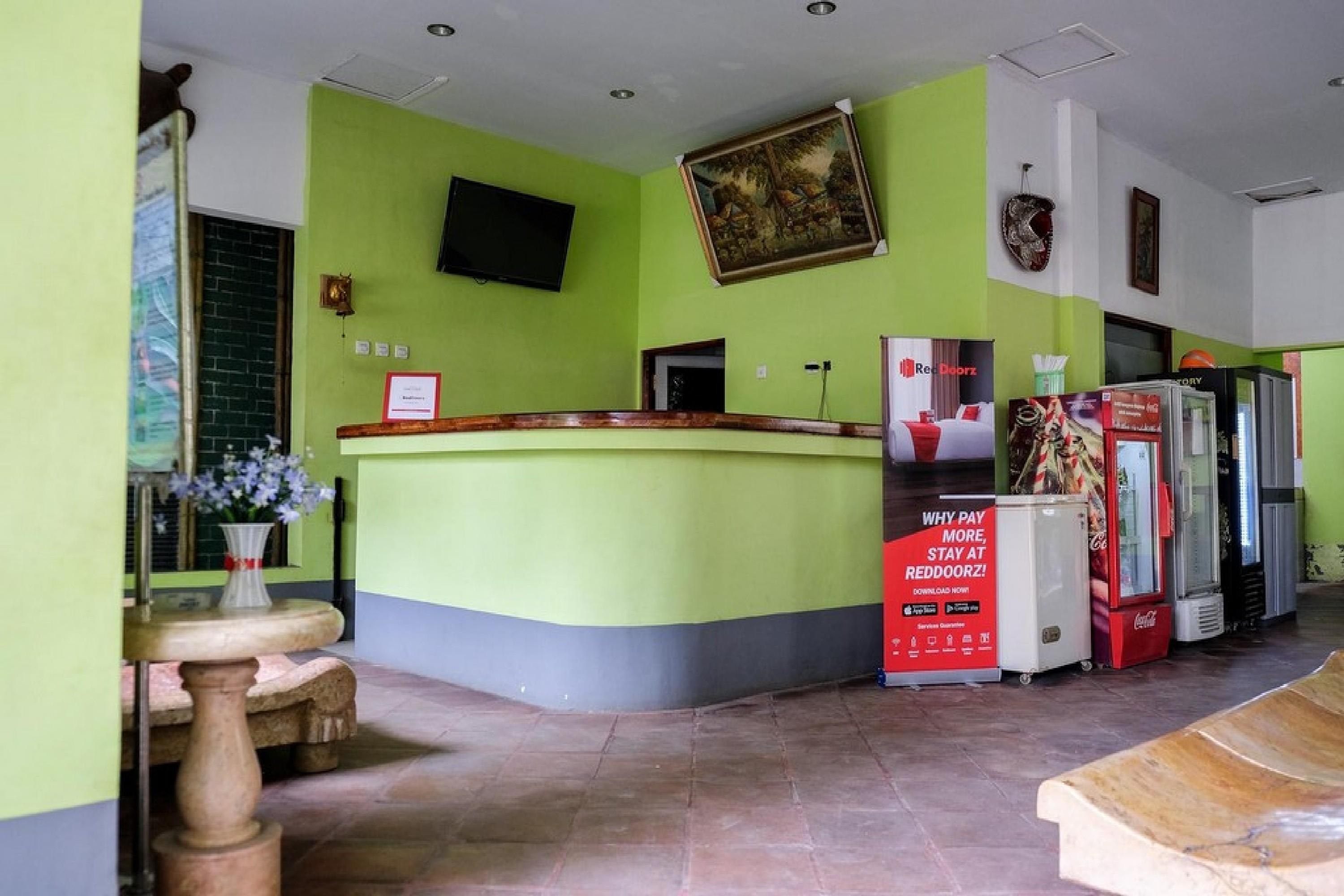 Reddoorz Plus Near Jalan Baru Bogor Exteriör bild