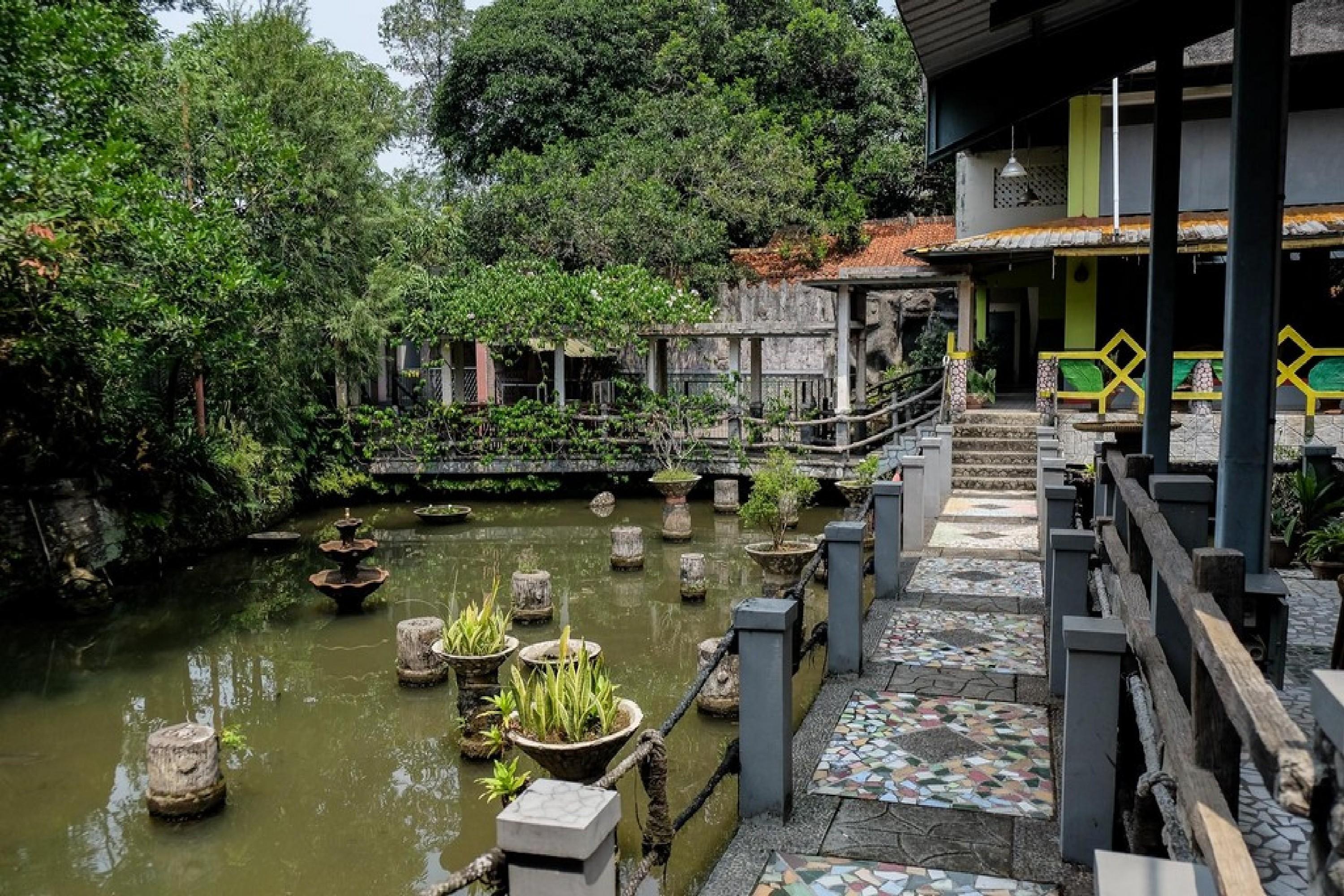 Reddoorz Plus Near Jalan Baru Bogor Exteriör bild