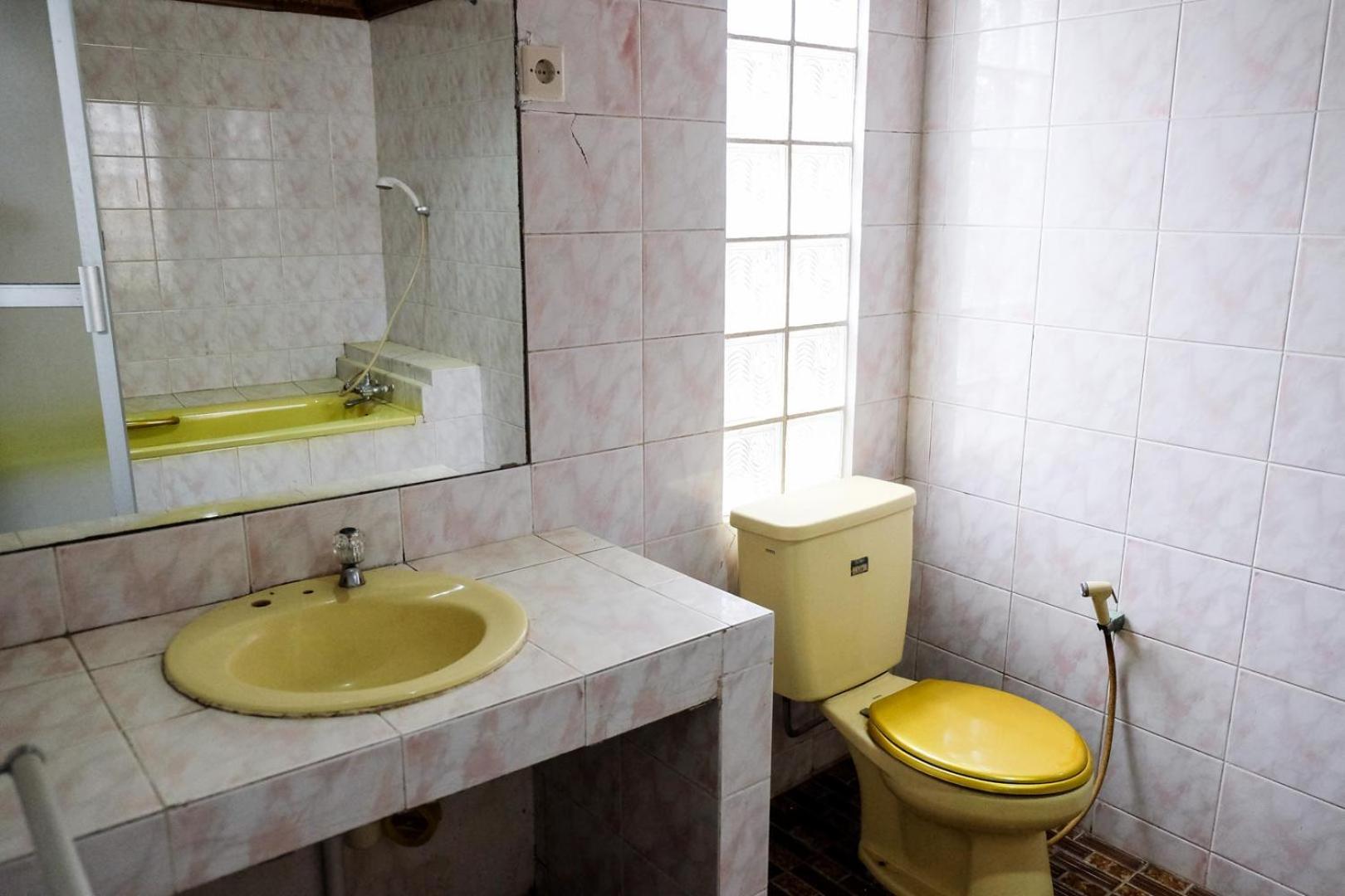 Reddoorz Plus Near Jalan Baru Bogor Exteriör bild